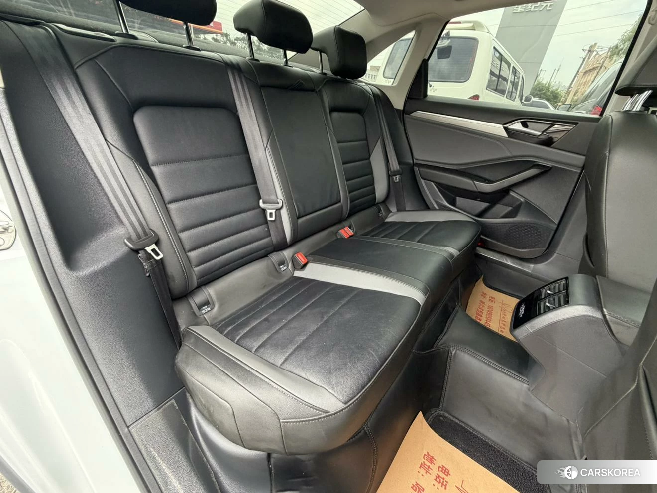 Volkswagen Sagitar id 4510411 из Китая 15