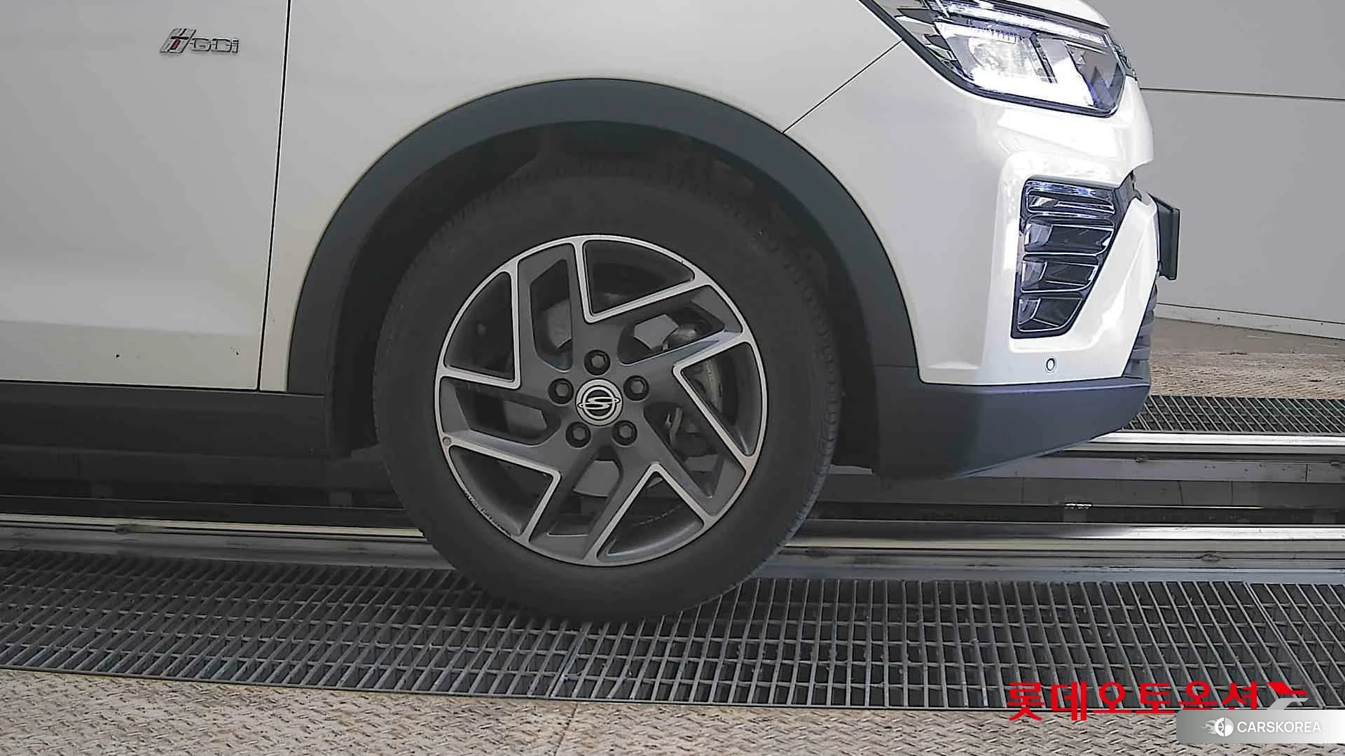 SsangYong Tivoli id 3882194 из Кореи 15