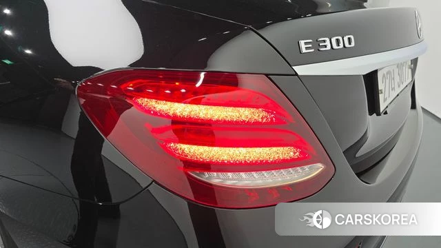 Mercedes-Benz E-Class W213 id 4304845 из Кореи 15