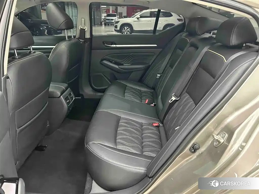 Nissan Altima id 4589124 из Китая 15