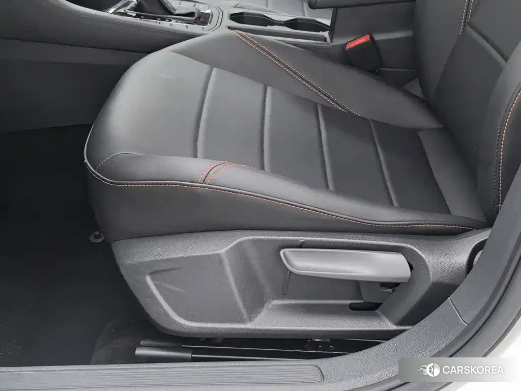 Volkswagen Bora id 4655187 из Китая 15
