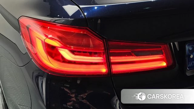 BMW 5 Series (G30) id 4482499 из Кореи 15