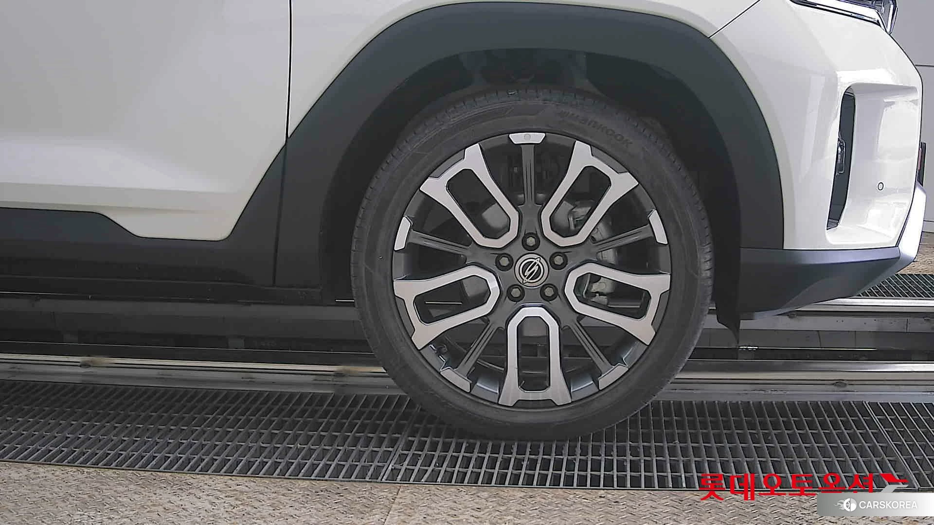 SsangYong Torres id 3875665 из Кореи 15