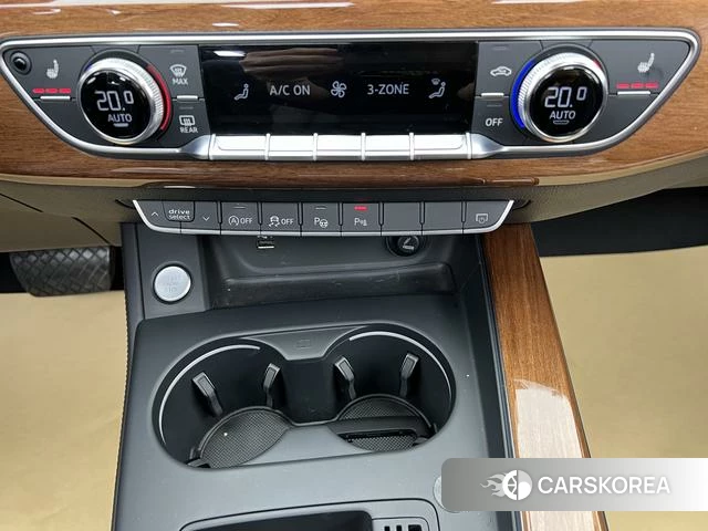 Audi A4L id 4259419 из Китая 15