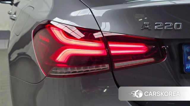 Mercedes-Benz A-Class W177 id 4562108 из Кореи 15