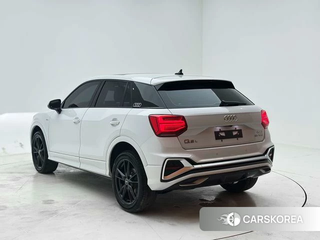 Audi Q2L id 4348396 из Китая 15