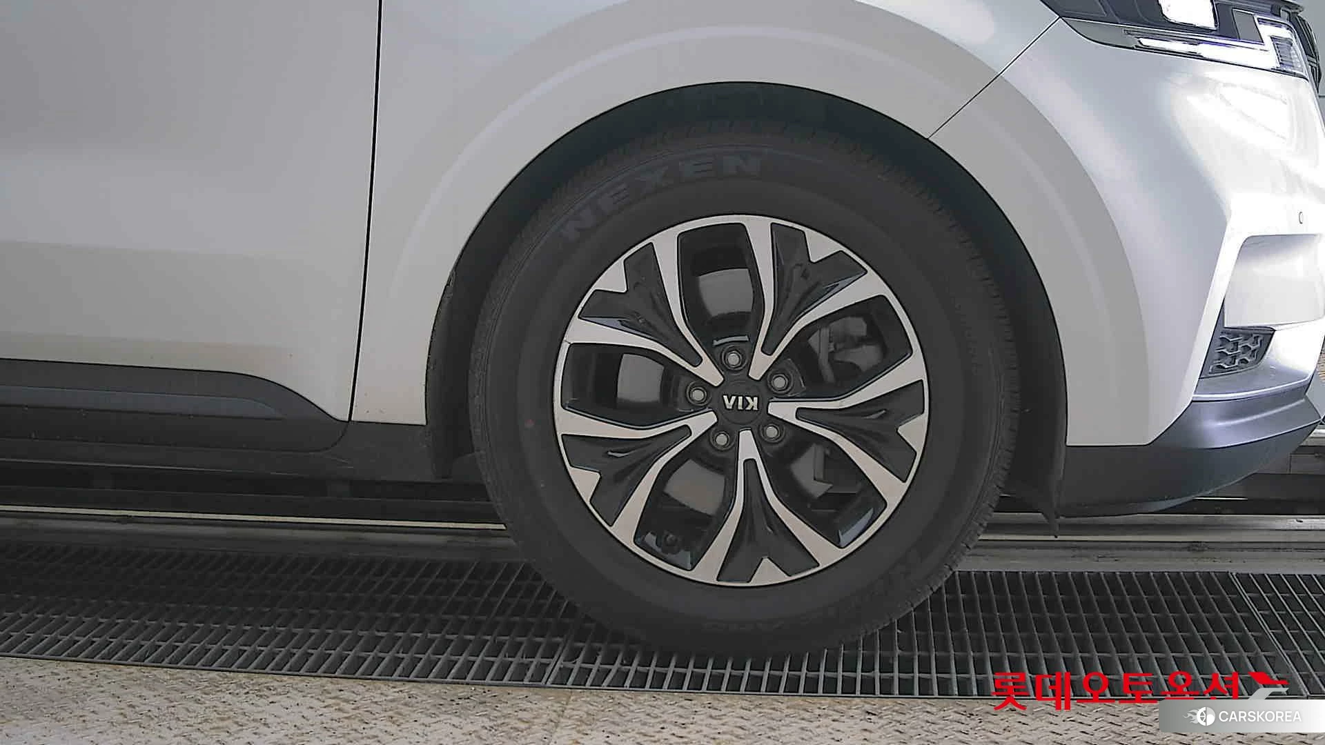 Kia Carnival id 4289573 из Кореи 15