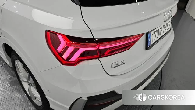 Audi Q3 (F3) id 4423991 из Кореи 15