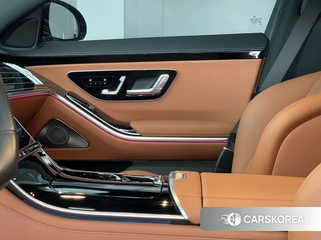 Mercedes-Benz S-class id 4257802 из Китая 15