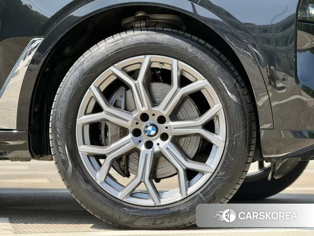 BMW X7 id 4278391 из Китая 15