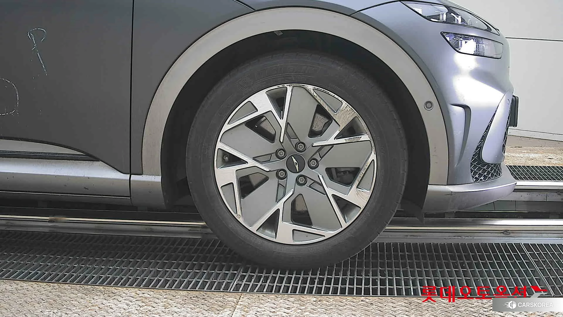 Hyundai GV60 id 3875821 из Кореи 15