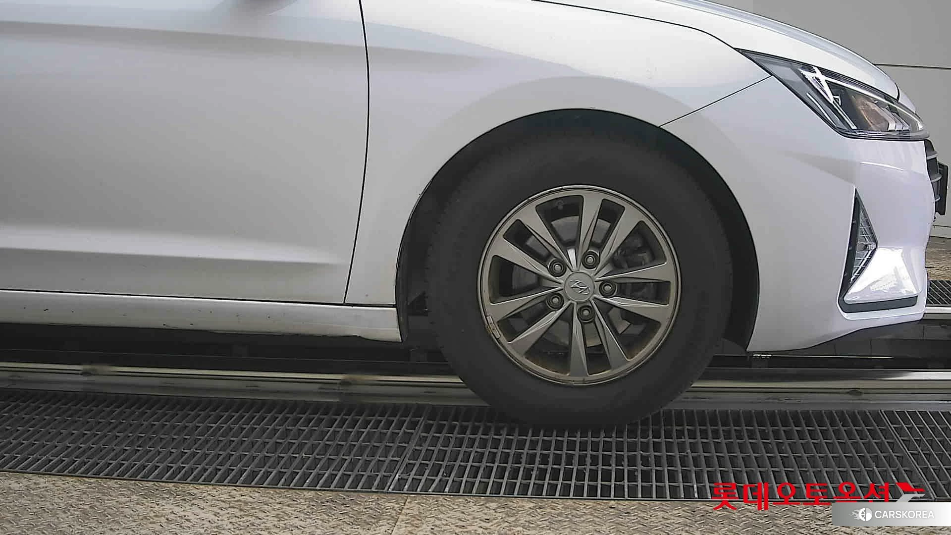 Hyundai Avante id 3869275 из Кореи 15