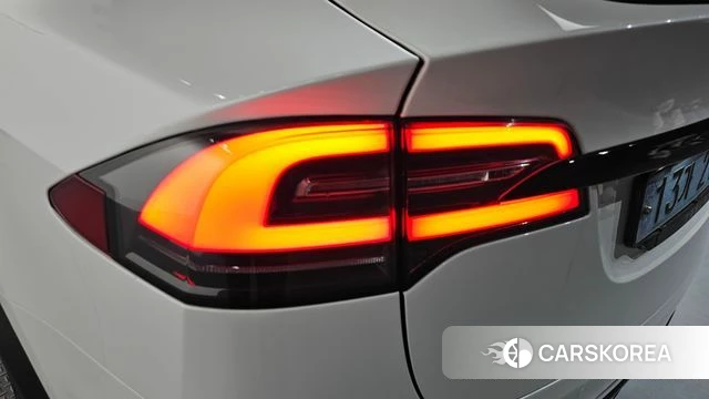 Tesla Model X id 4284186 из Кореи 15