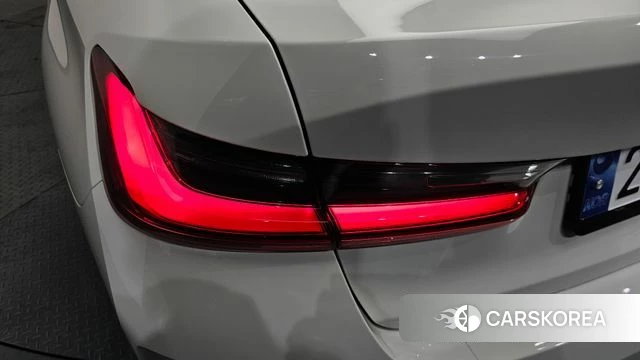 BMW 3 Series (G20) id 4292397 из Кореи 15
