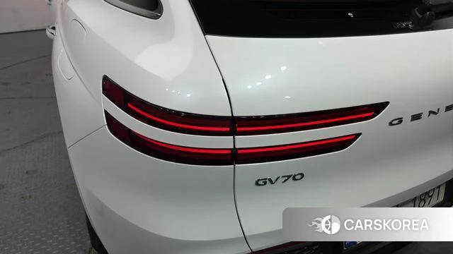 Genesis GV70 id 4187541 из Кореи 15