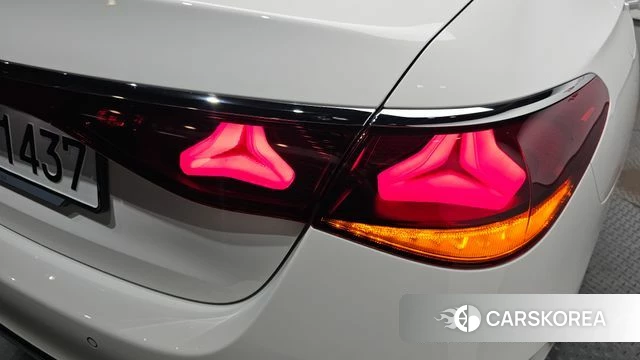 Mercedes-Benz E-Class W214 id 4870437 из Кореи 15