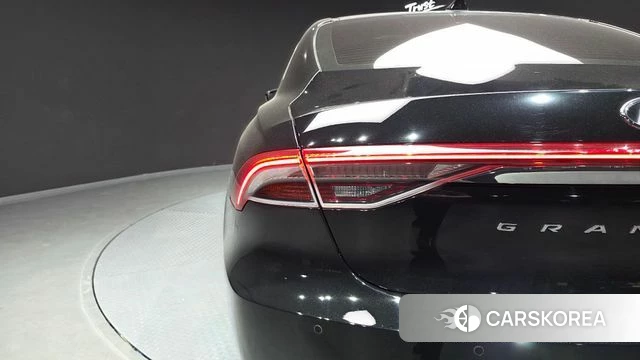 Hyundai The New Grandeur IG Hybrid id 4929122 из Кореи 15