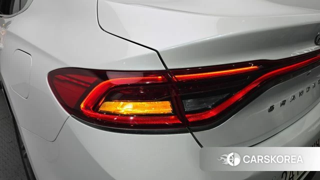Hyundai Grandeur IG id 4251081 из Кореи 15
