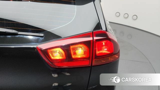 Kia Niro id 4295015 из Кореи 15