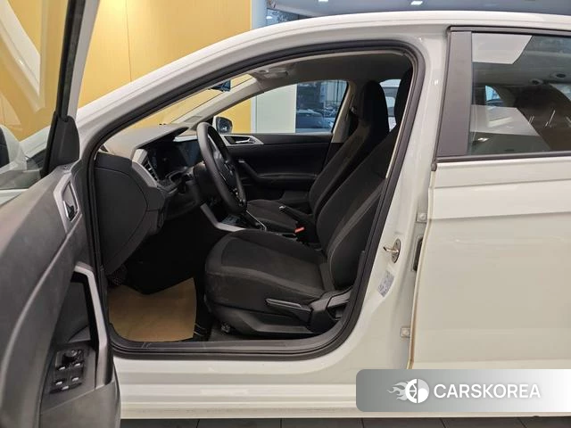 Volkswagen Polo id 4198841 из Китая 15