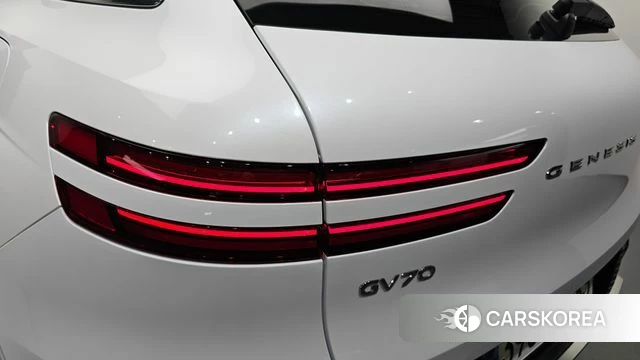 Genesis GV70 id 4292451 из Кореи 15