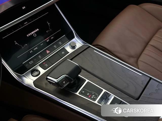 Audi A6L id 4301557 из Китая 15