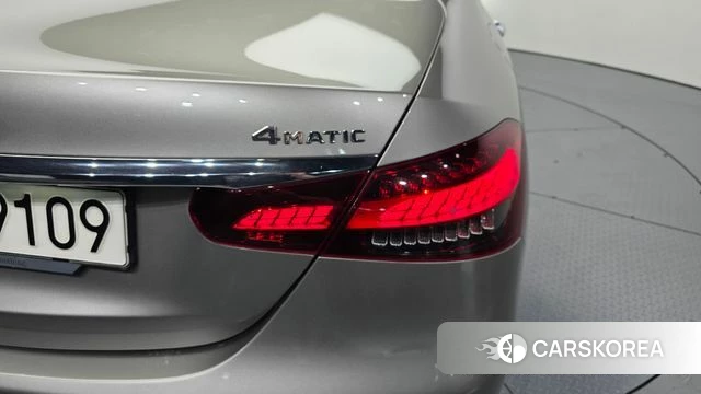Mercedes-Benz E-Class W213 id 4382548 из Кореи 15