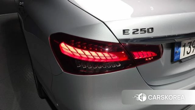 Mercedes-Benz E-Class W213 id 4541502 из Кореи 15