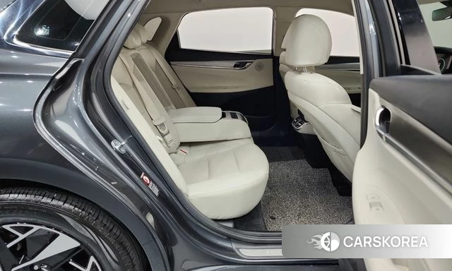 Hyundai The New Grandeur IG Hybrid id 4936389 из Кореи 15