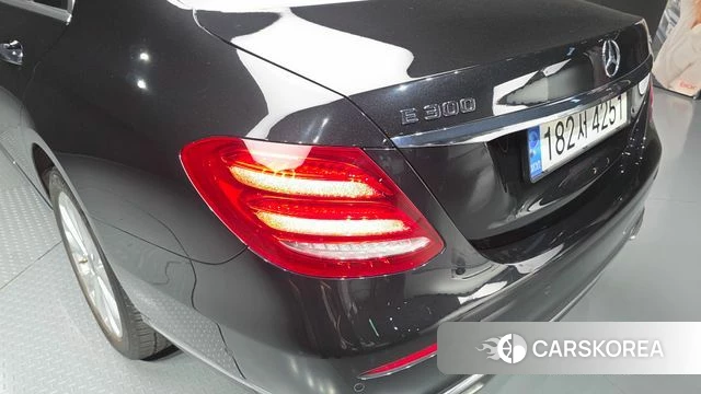 Mercedes-Benz E-Class W213 id 4345431 из Кореи 15