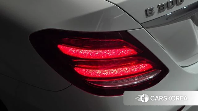 Mercedes-Benz E-Class W213 id 4638276 из Кореи 15