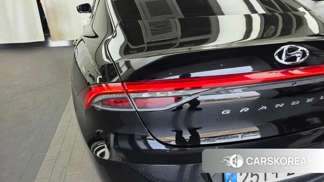 Hyundai The New Grandeur IG Hybrid id 4244916 из Кореи 15