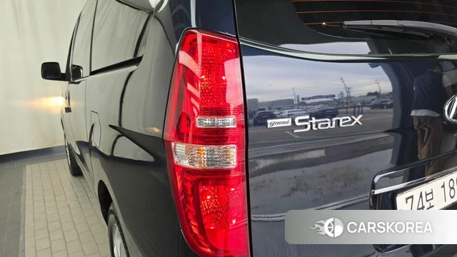 Hyundai The New Grand Starex id 4872717 из Кореи 15