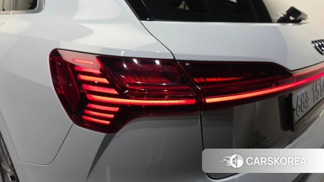 Audi e-Tron id 4854346 из Кореи 15