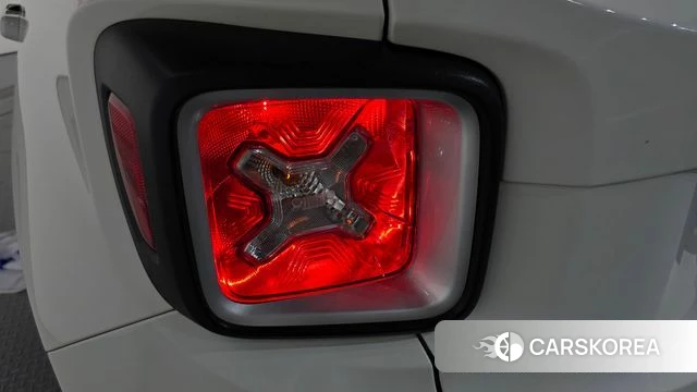 Jeep Renegade id 4430296 из Кореи 15