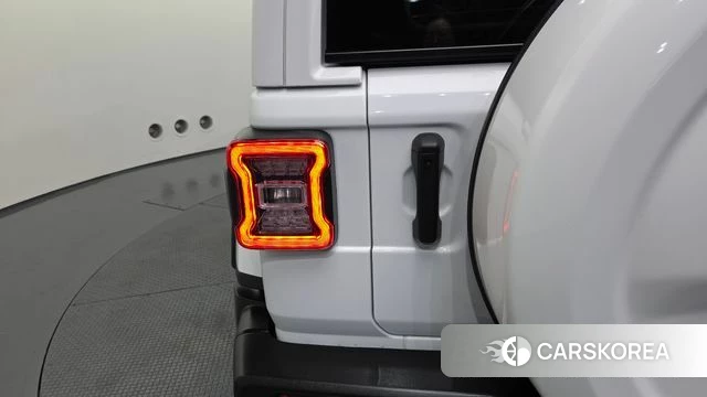 Jeep Wrangler (JL) id 4388874 из Кореи 15