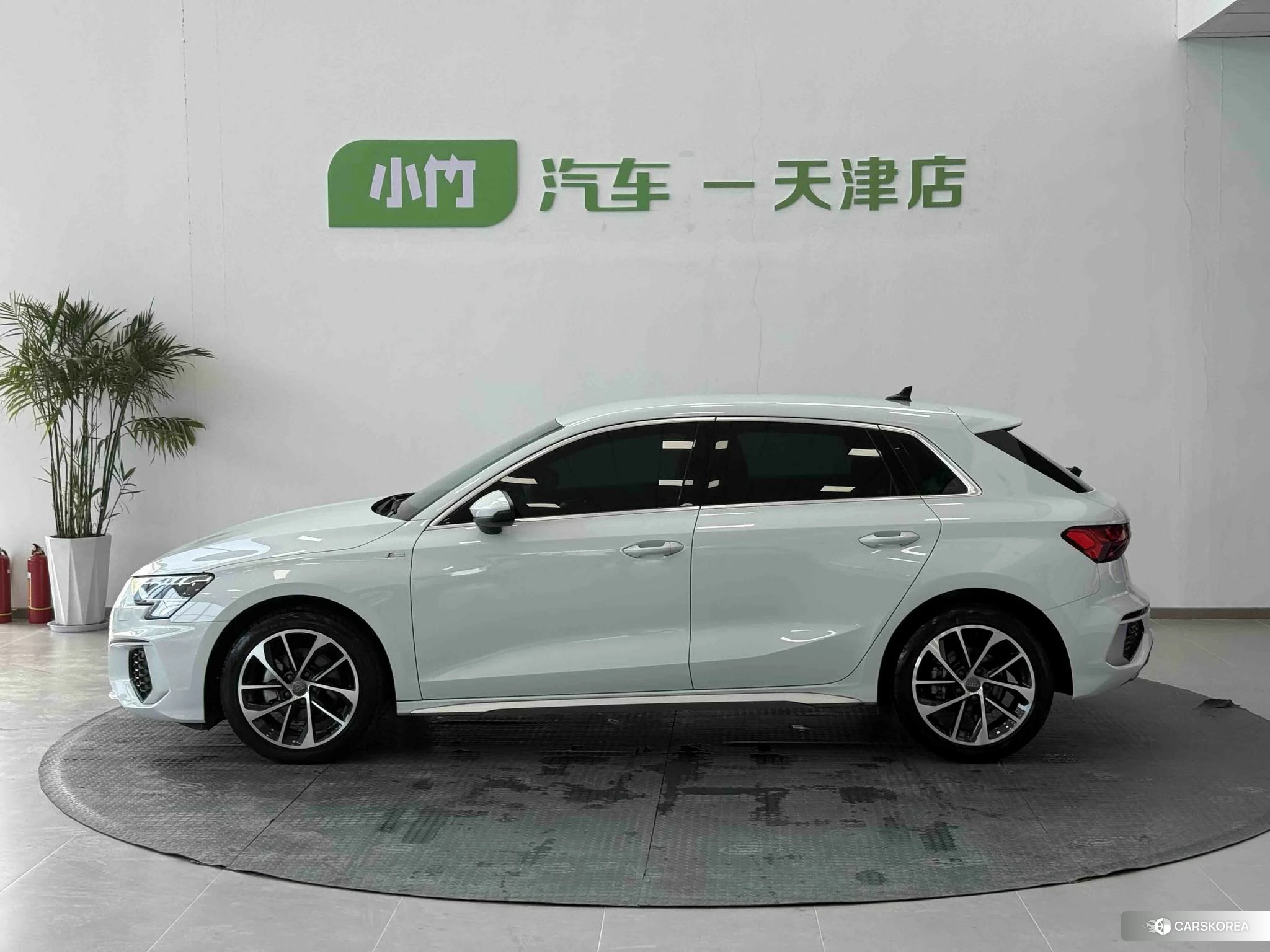 Audi A3 id 4498470 из Китая 15