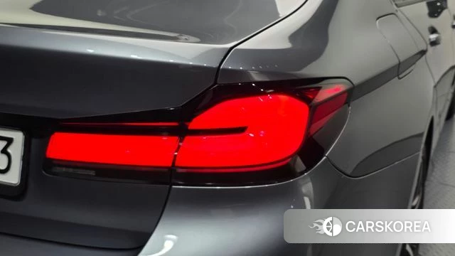 BMW 5 Series (G30) id 4873233 из Кореи 15