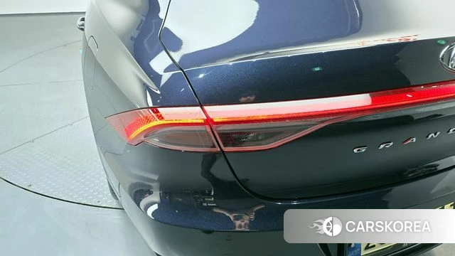 Hyundai The New Grandeur IG id 4187036 из Кореи 15