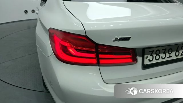 BMW 5 Series (G30) id 4410598 из Кореи 15