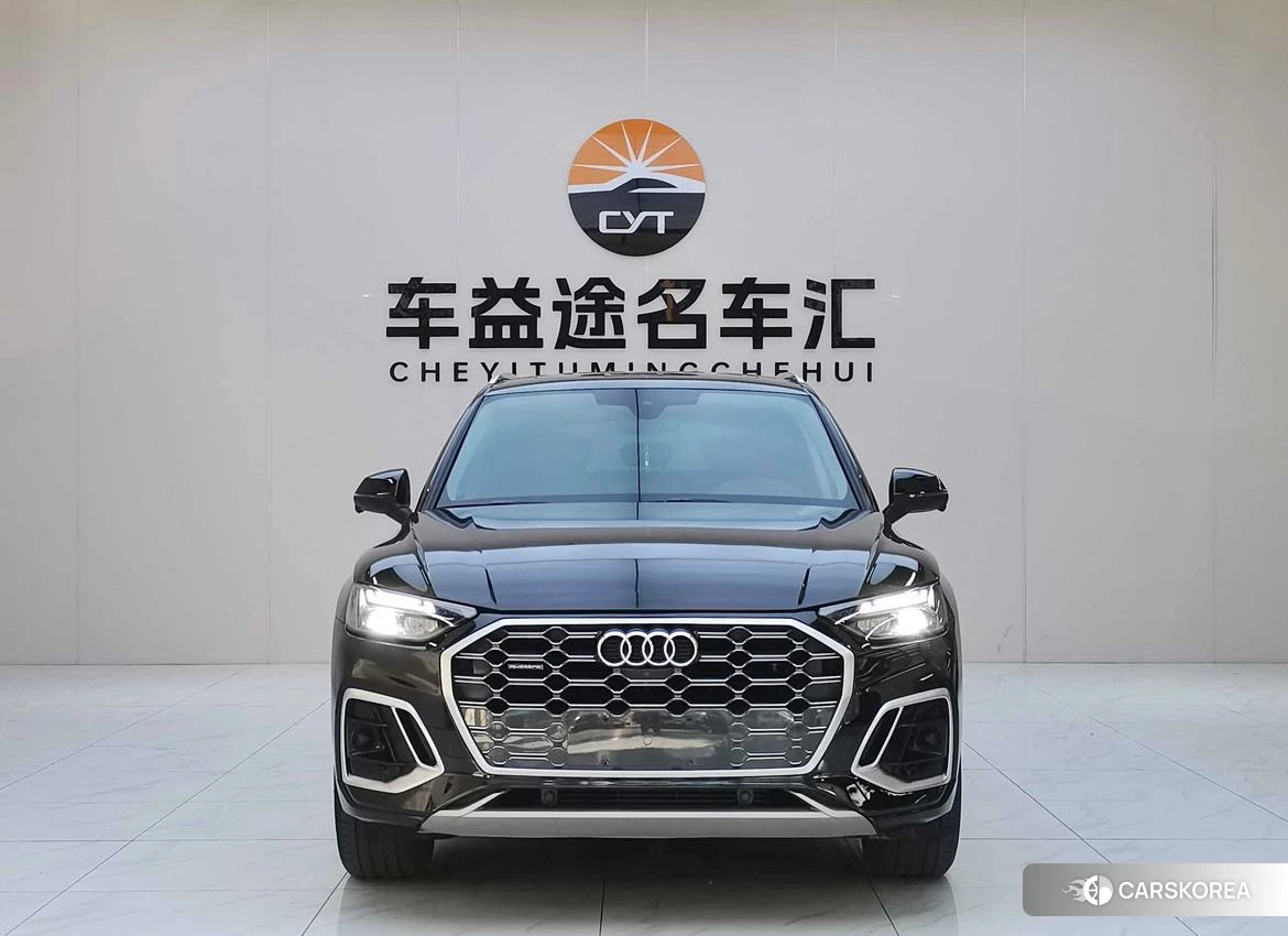 Audi Q5L id 4467738 из Китая 15