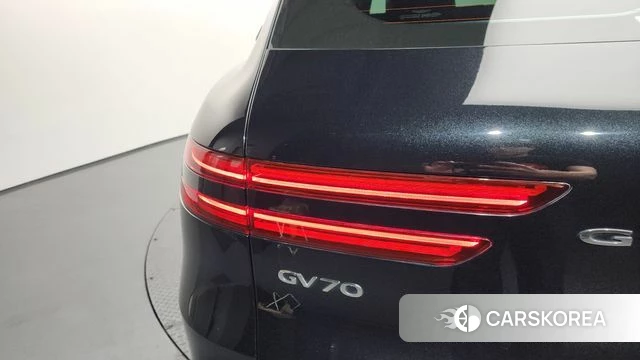 Genesis GV70 id 4401826 из Кореи 15