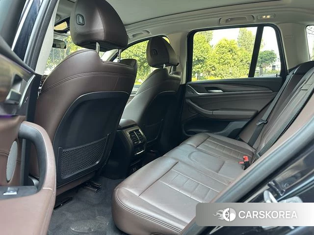 BMW X3 id 3896218 из Китая 15