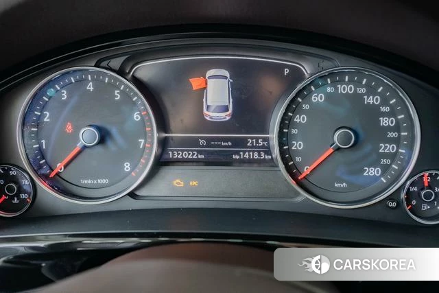 Volkswagen Touareg id 4215214 из Китая 15