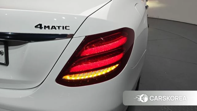 Mercedes-Benz E-Class W213 id 4751225 из Кореи 15