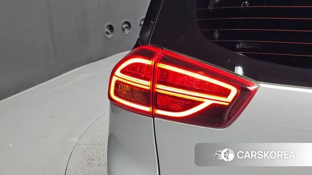 Kia Niro Plus id 4936030 из Кореи 15
