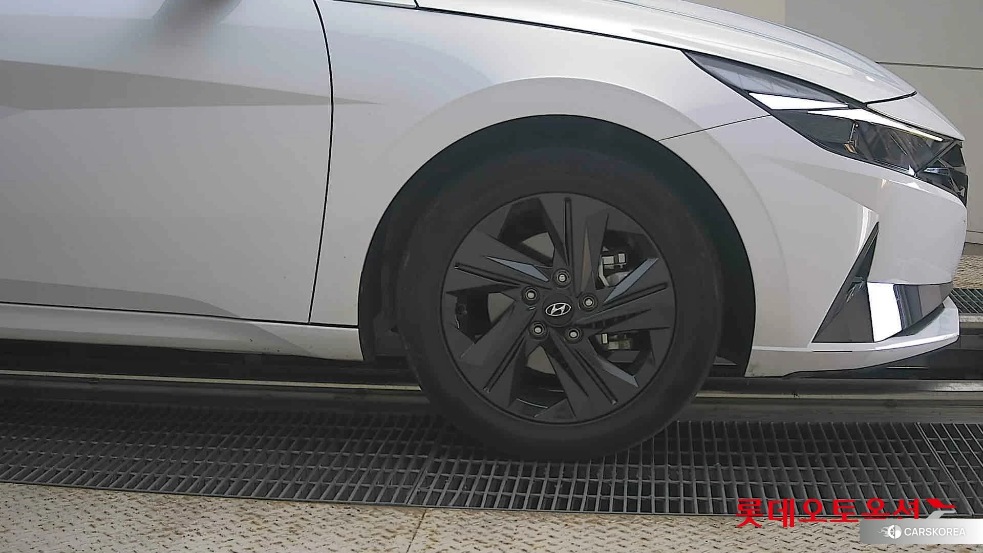 Hyundai Avante Hybrid id 4909258 из Кореи 15