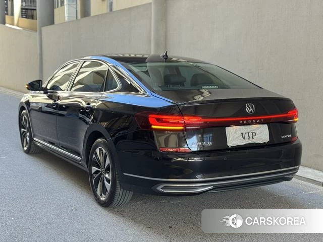 Volkswagen Passat id 4276152 из Китая 15