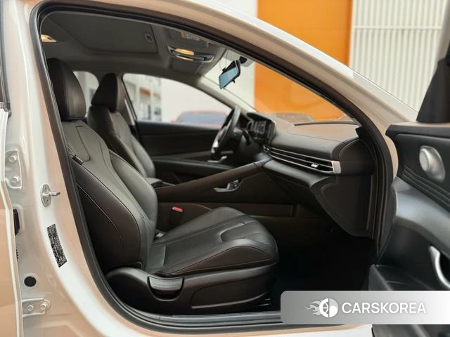 Hyundai Elantra id 4298083 из Китая 15
