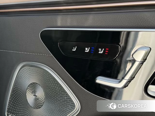 Mercedes-Benz EQS id 4262052 из Китая 15